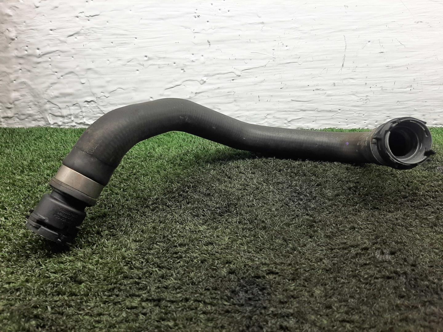 Трубка системы охлаждения