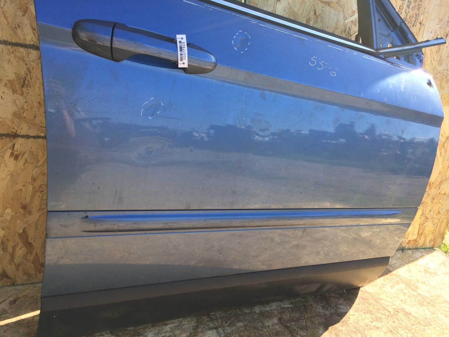 Дверь передняя правая