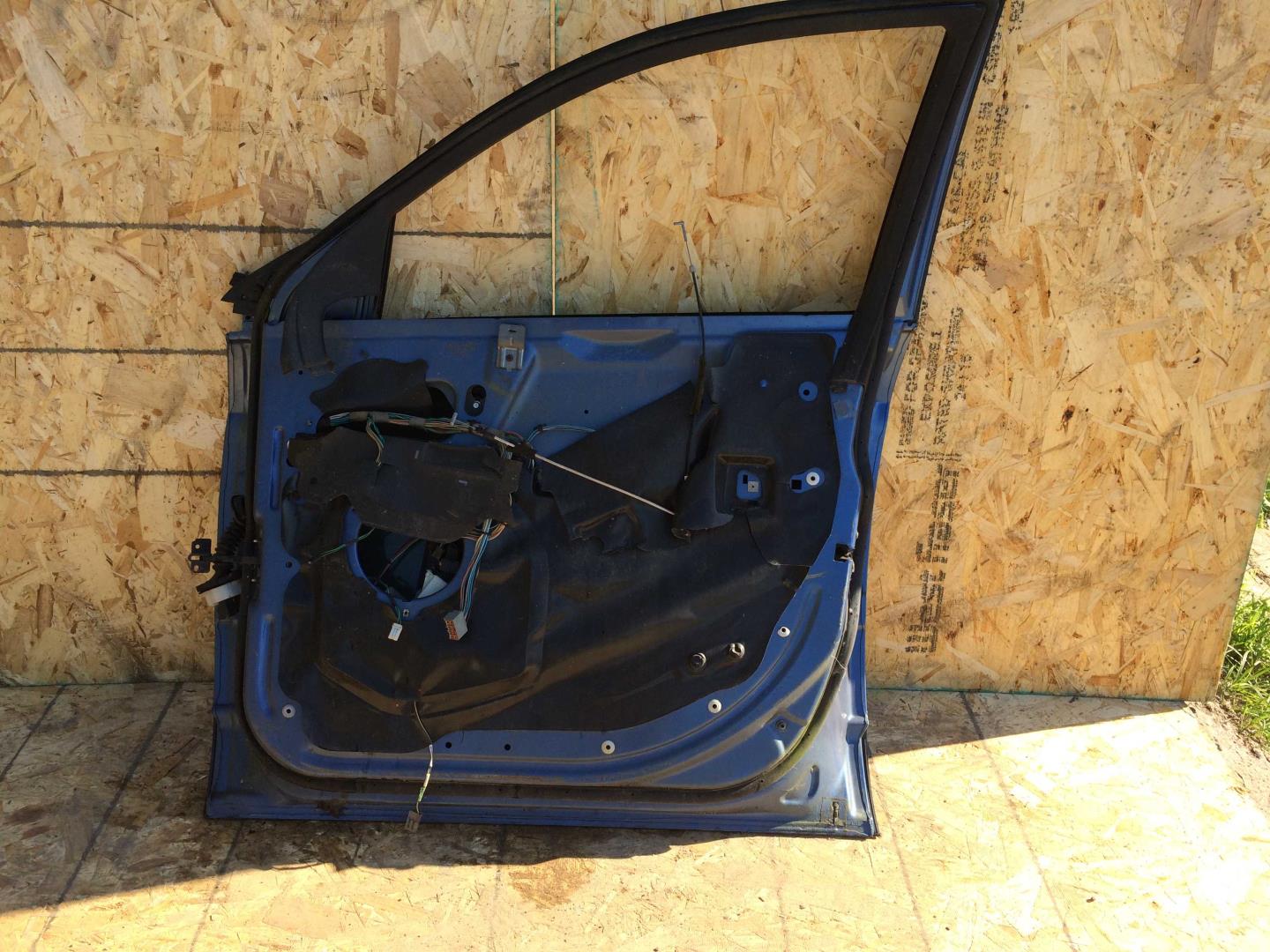 Дверь передняя правая