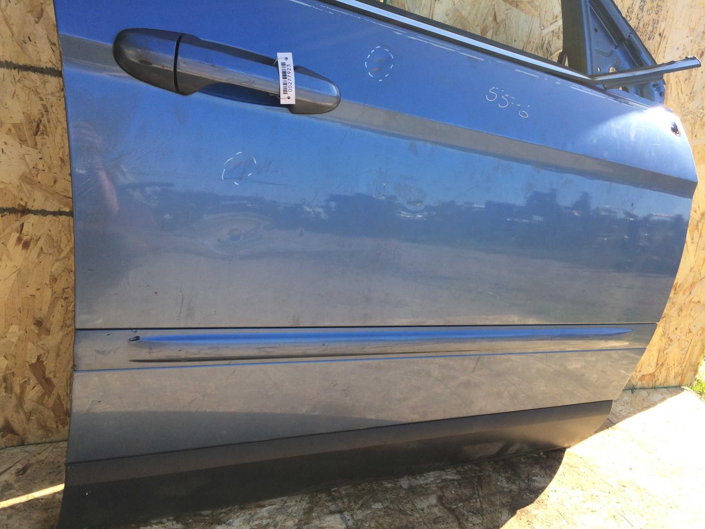 Дверь передняя правая