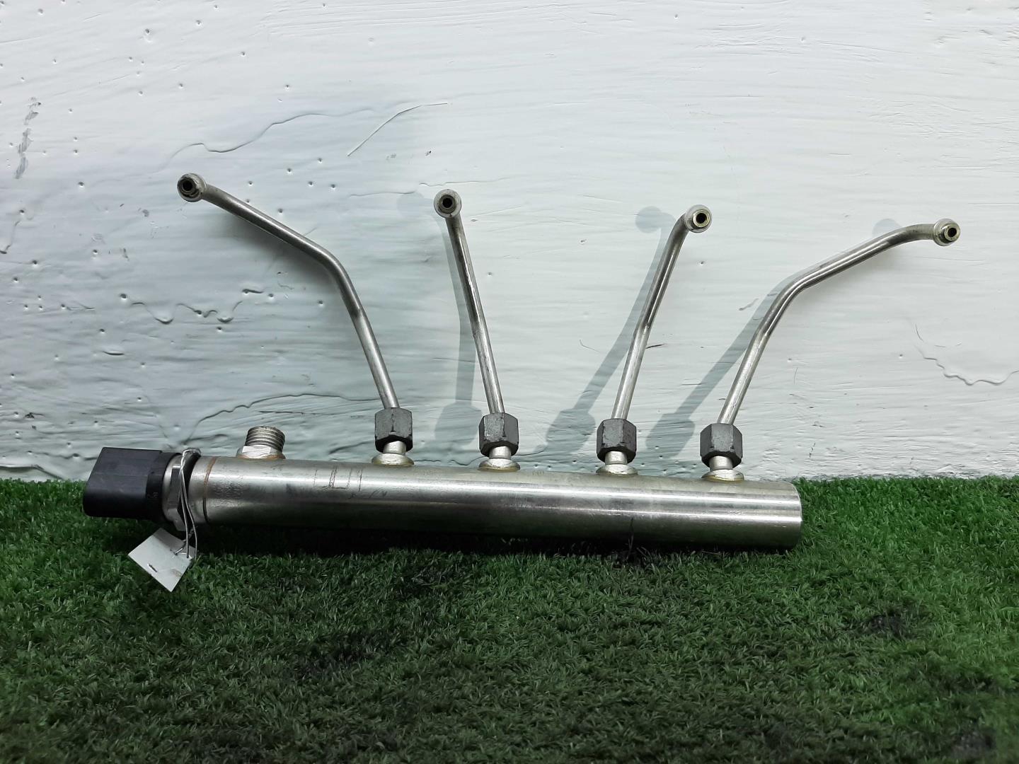 Рейка топливная (рампа)