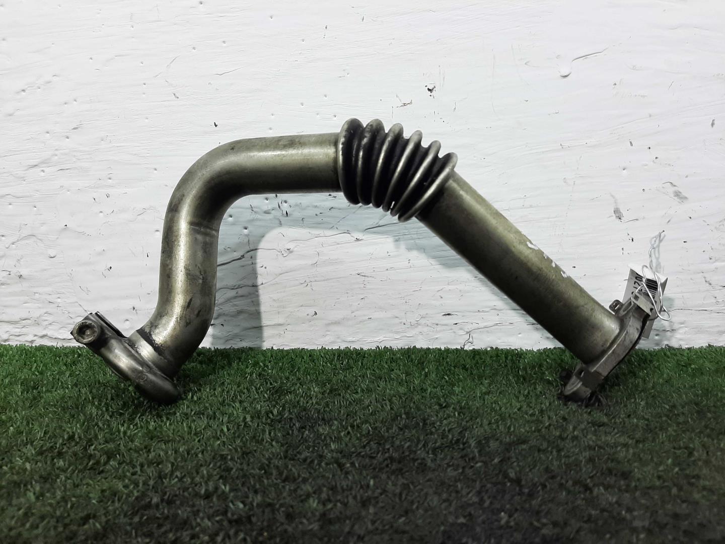 Трубка картерных газов