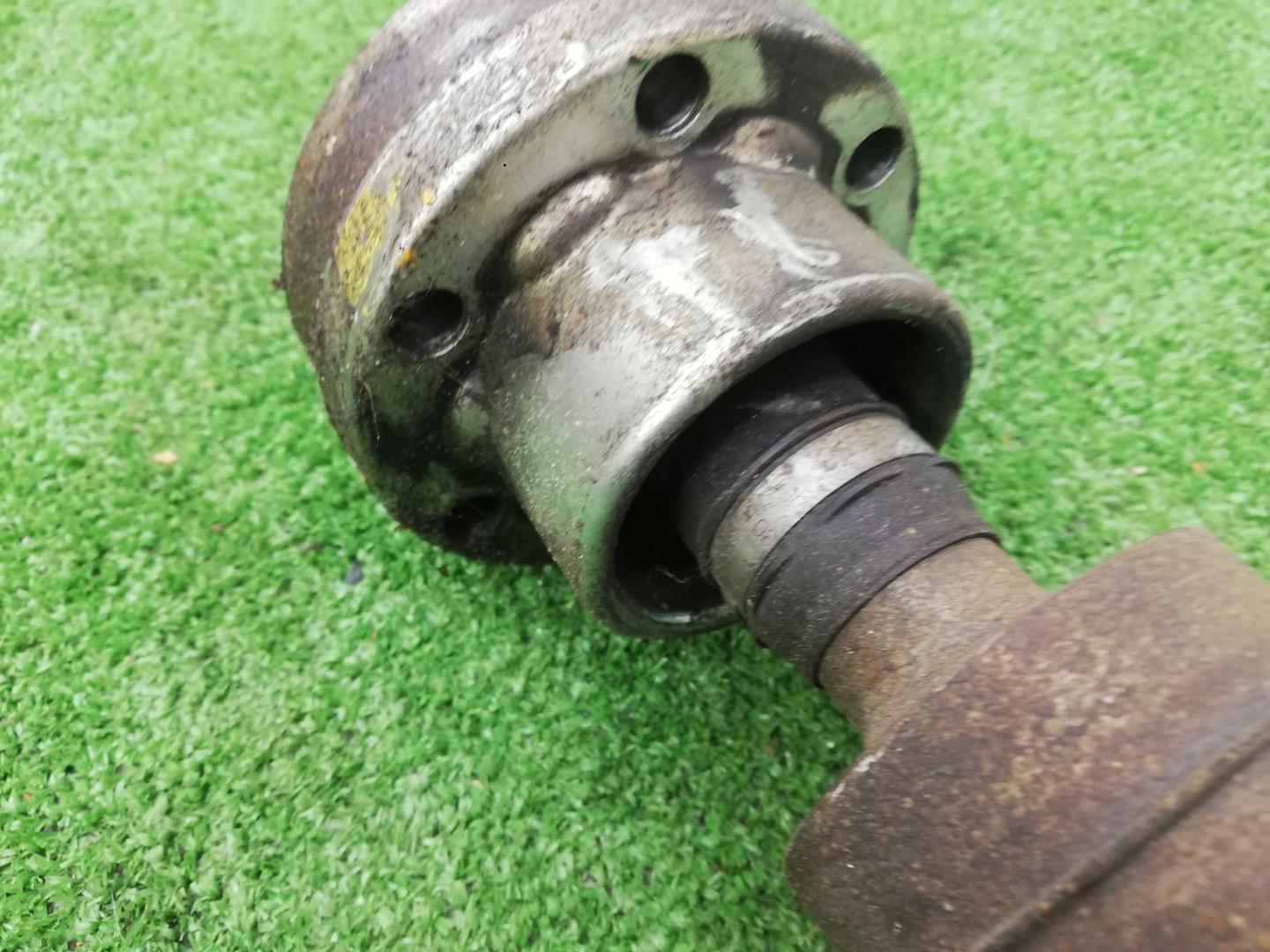 Вал карданный передний