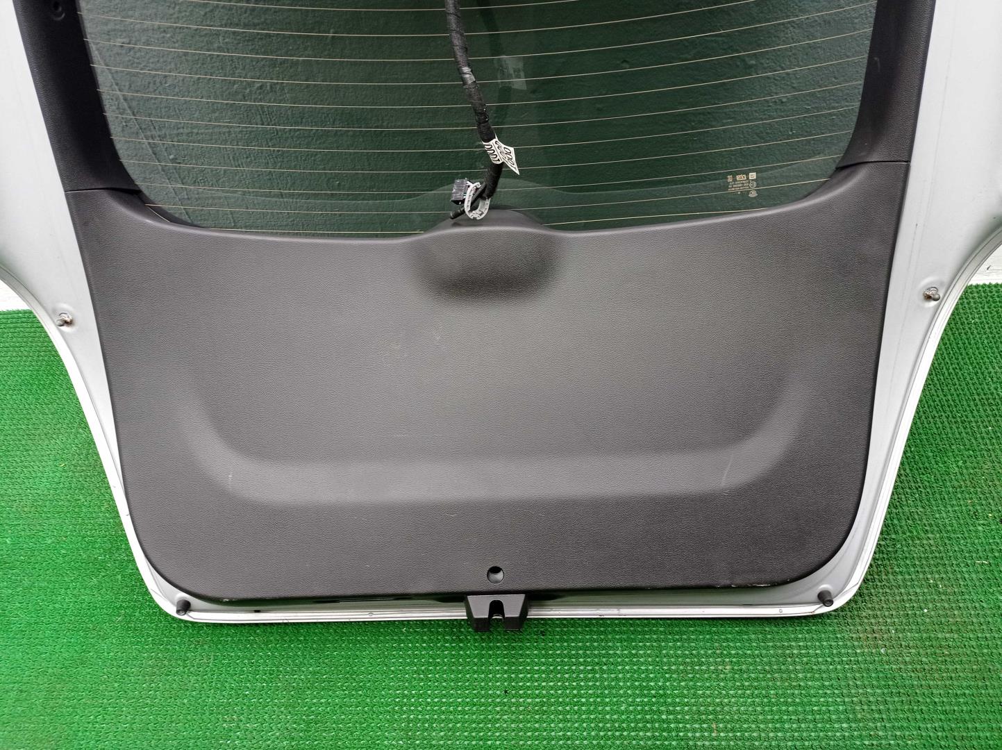 Крышка багажника