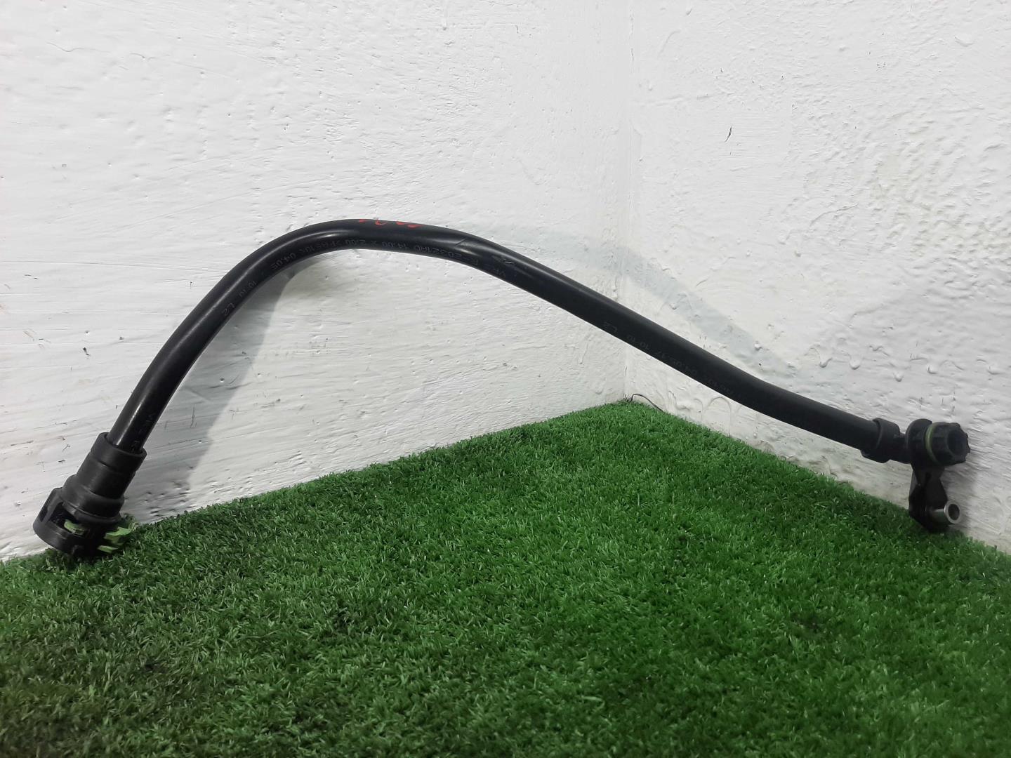 Трубка системы охлаждения