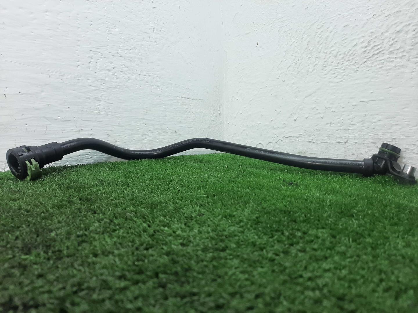 Трубка системы охлаждения