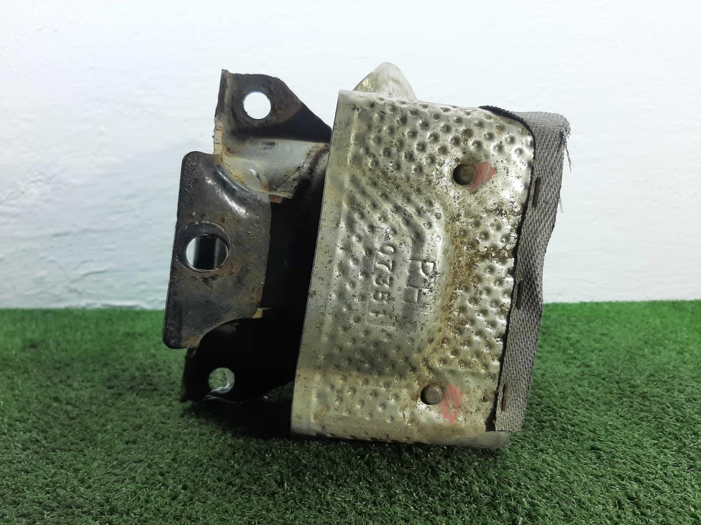 Опора двигателя