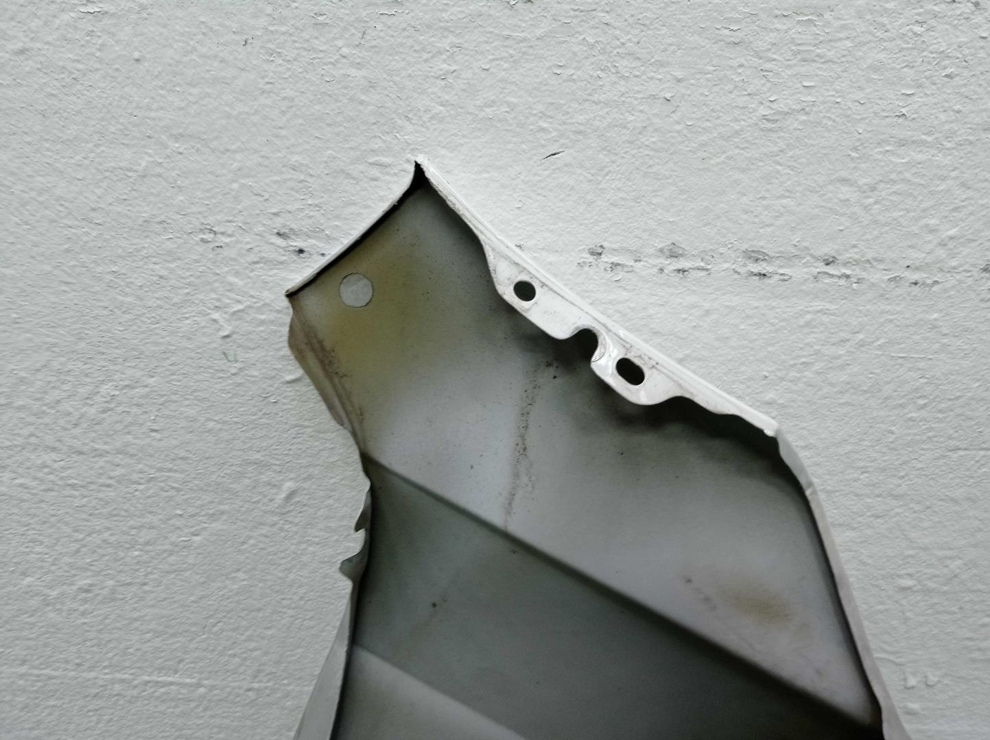 Крыло переднее левое