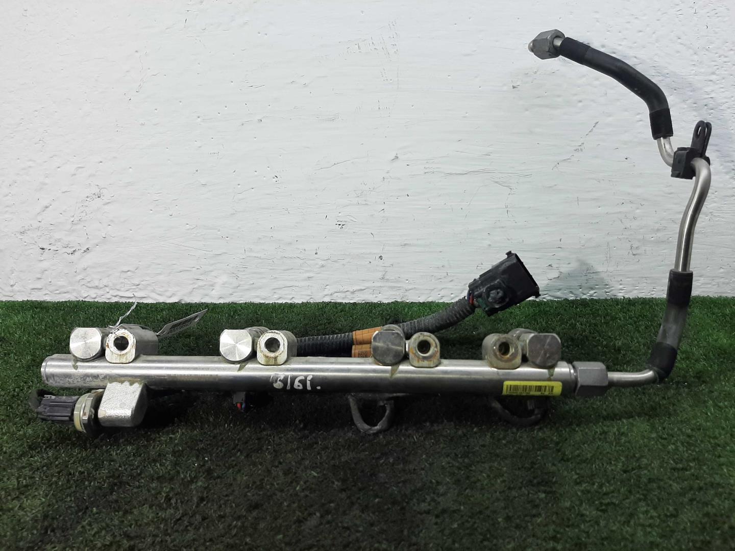 Рейка топливная (рампа)