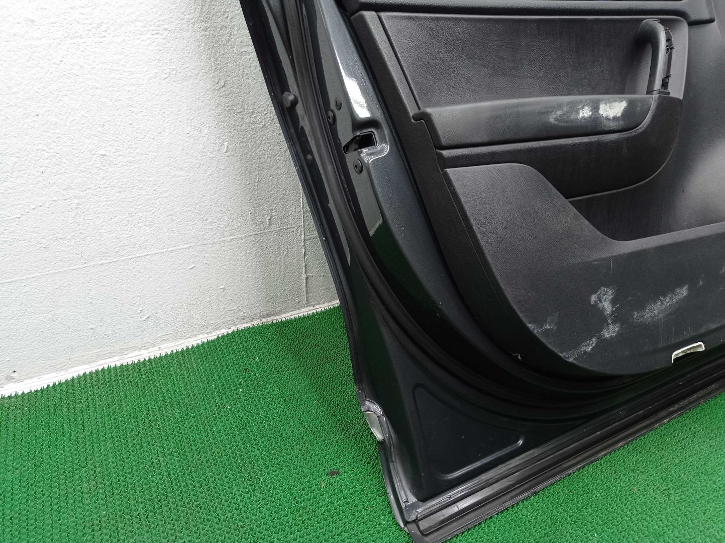 Ручка двери передней наружная левая