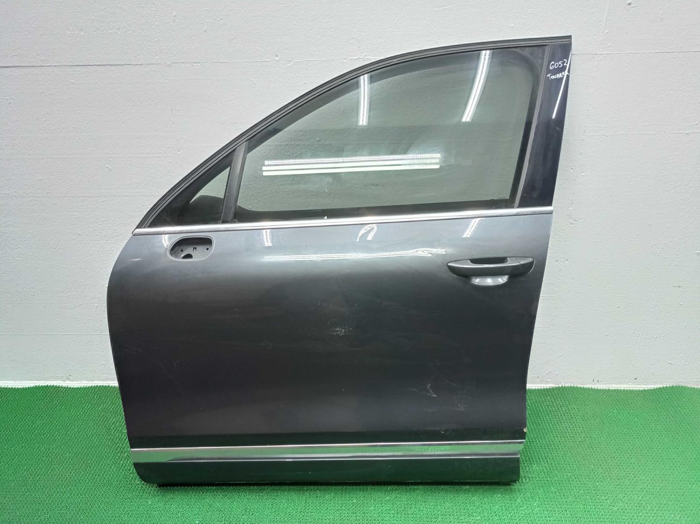 Ручка двери передней наружная левая