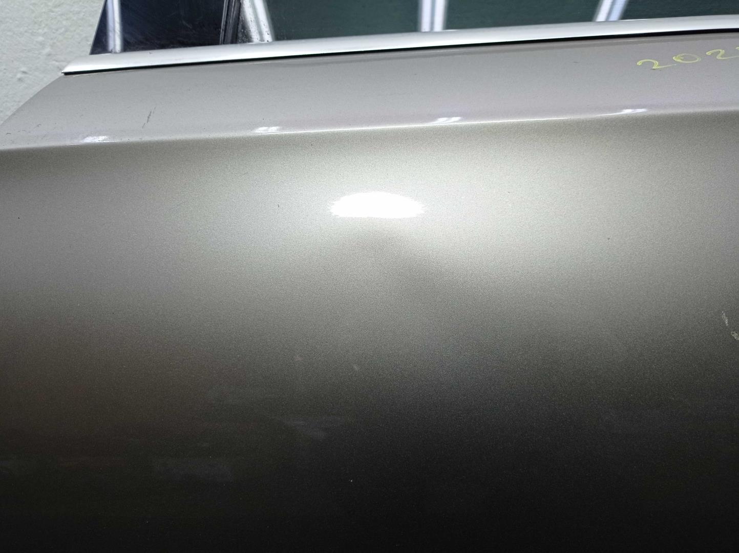 Замок двери задней левой