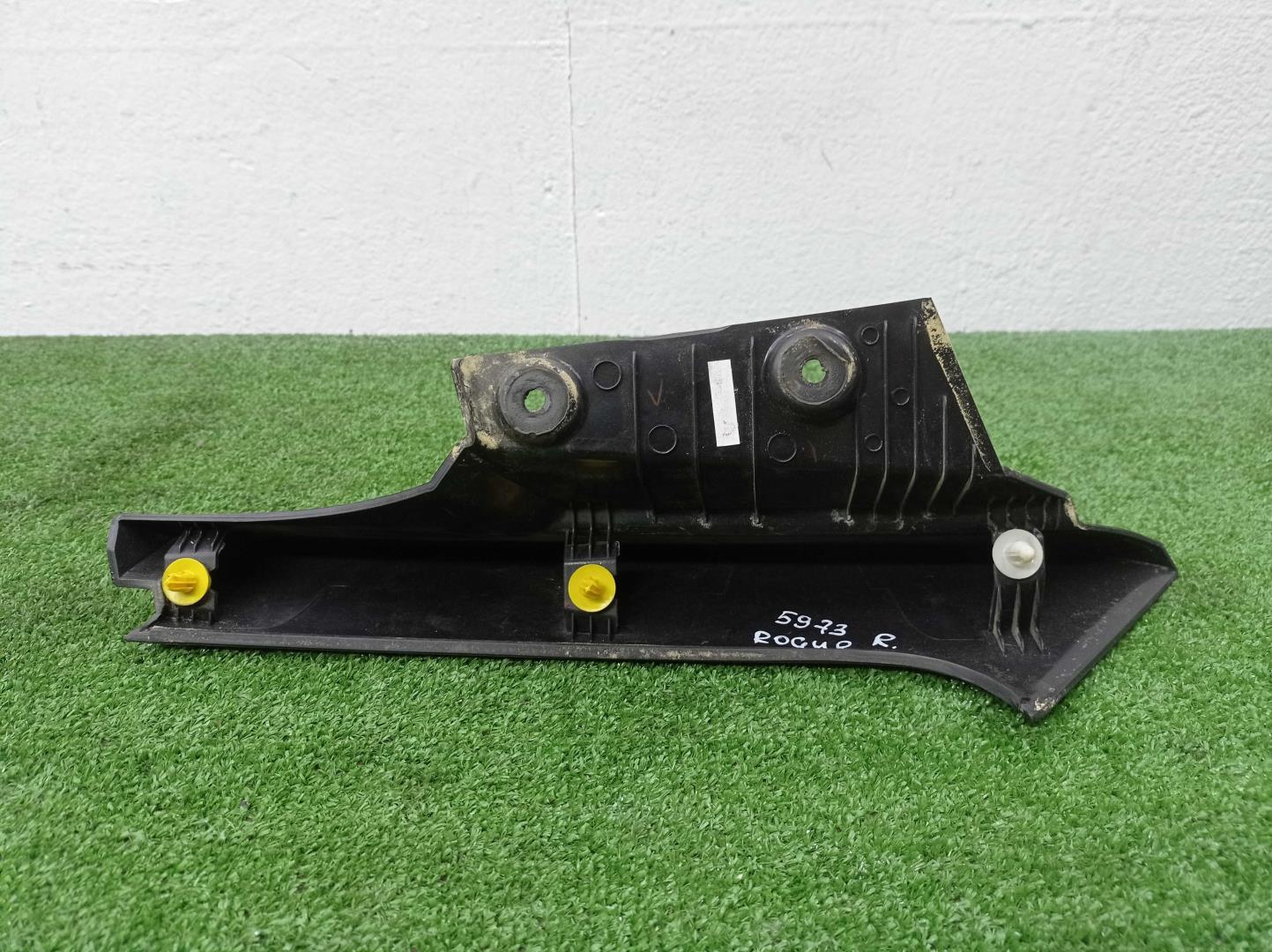 Накладка крышки багажника