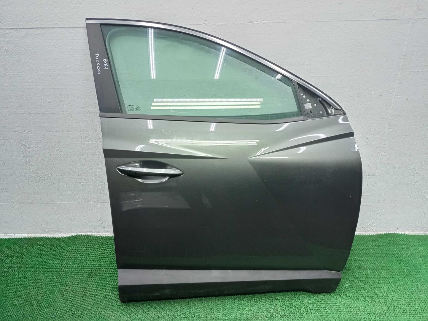 Стеклоподъемник электр. передний правый