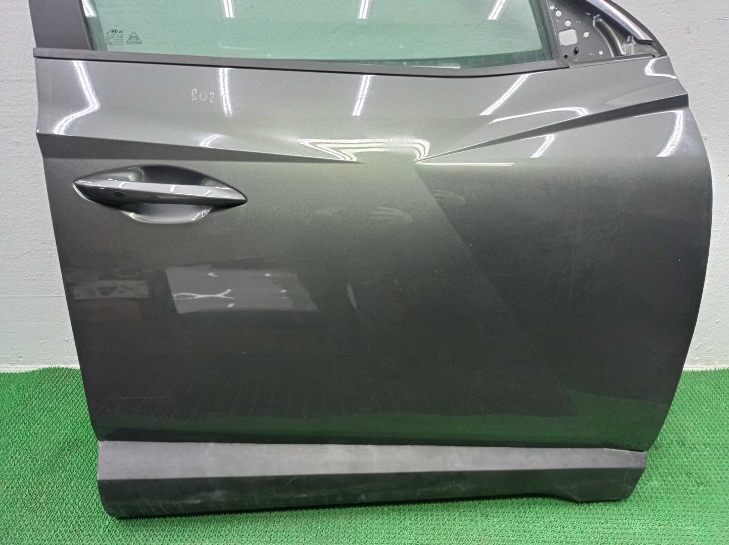 Ручка двери передней наружная правая