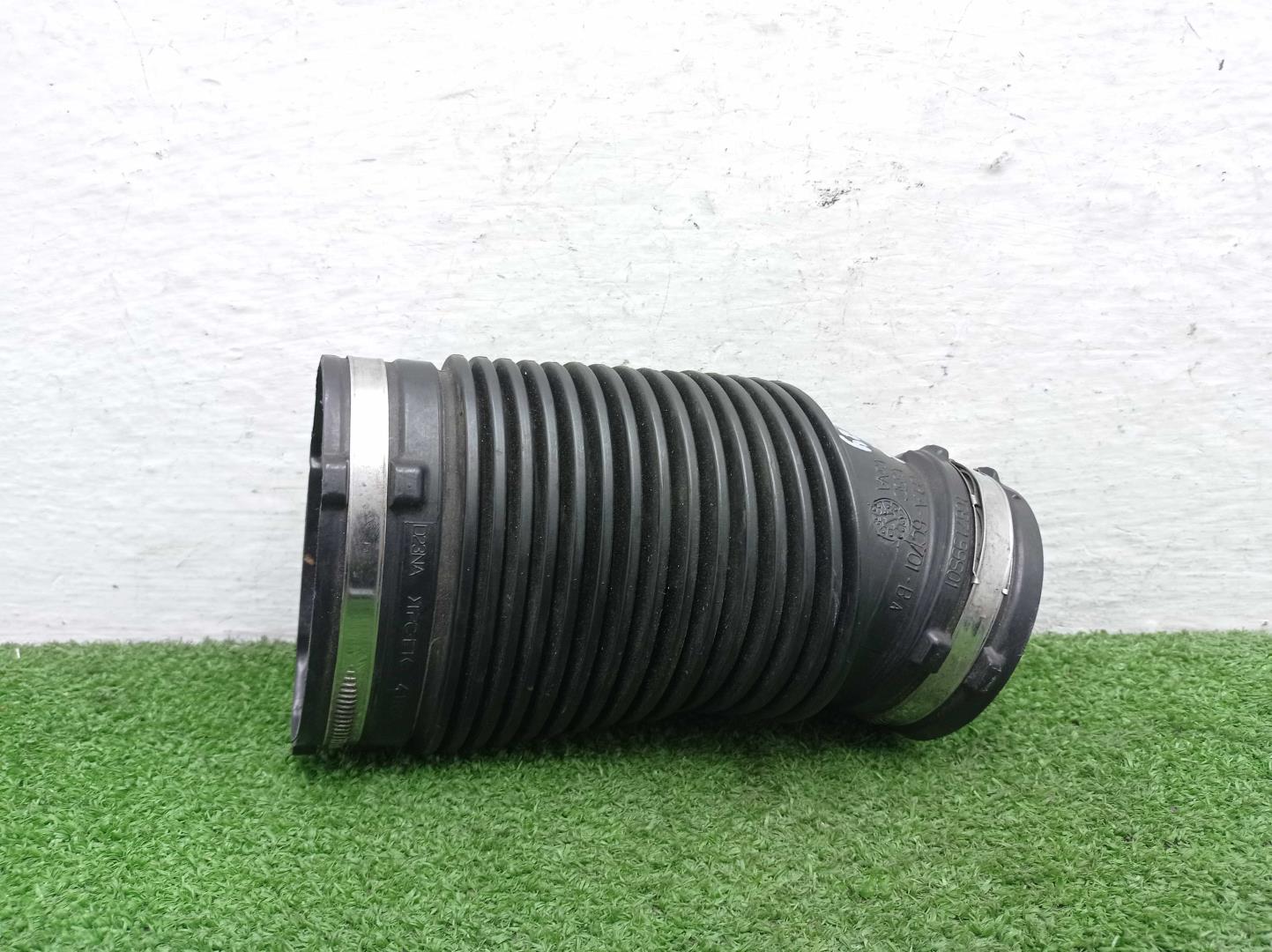 Патрубок воздушного фильтра