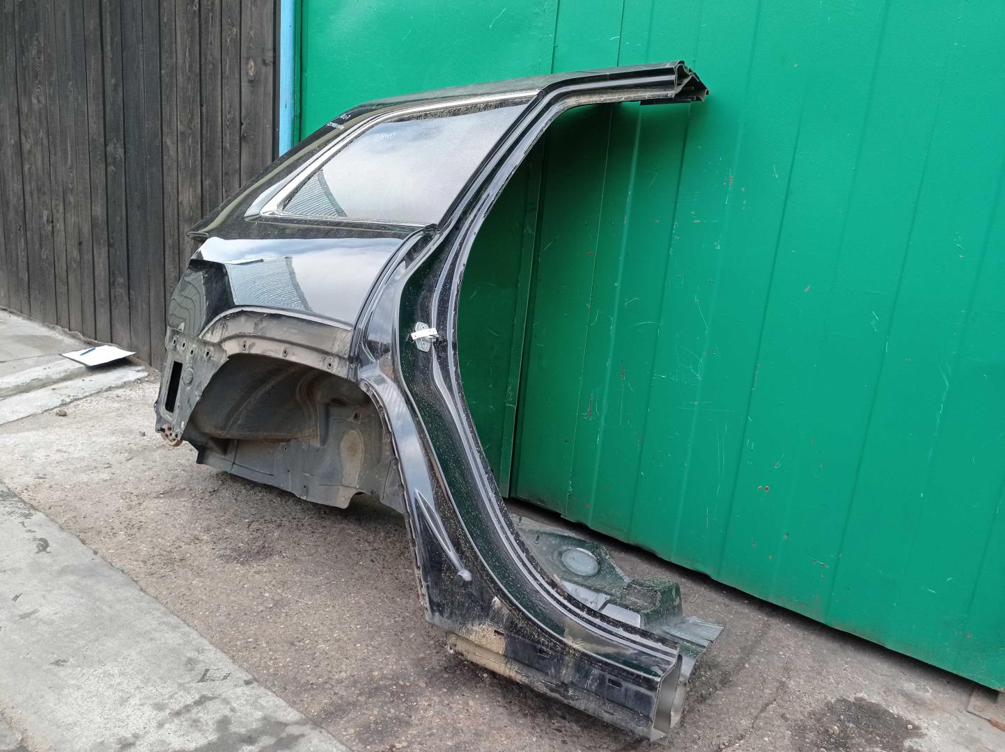 Крыло заднее правое