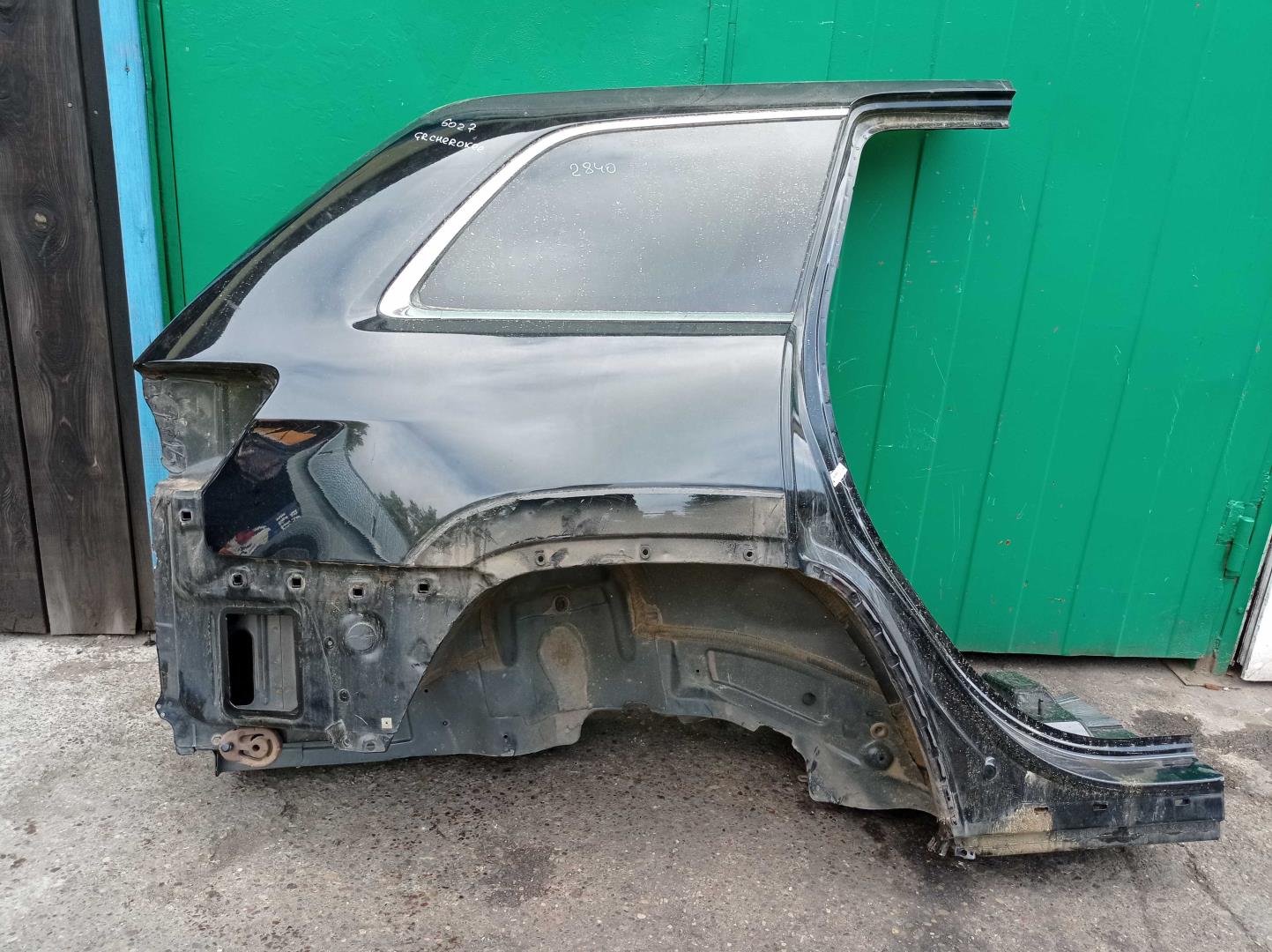 Крыло заднее правое