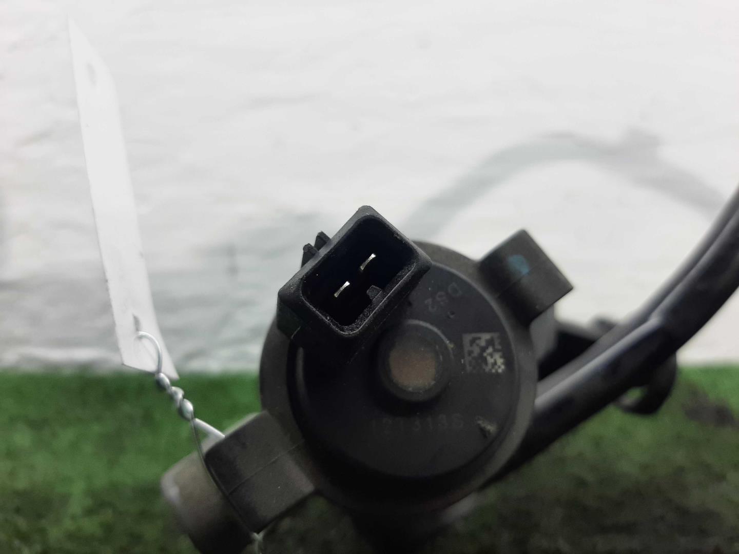 Клапан вентиляции топливного бака