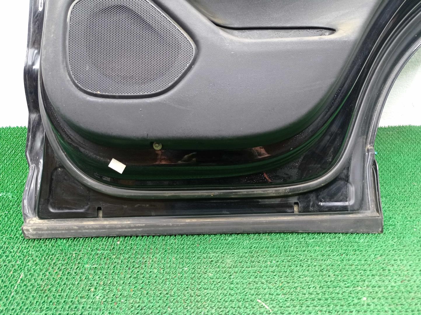 Стеклоподъемник электр. задний правый