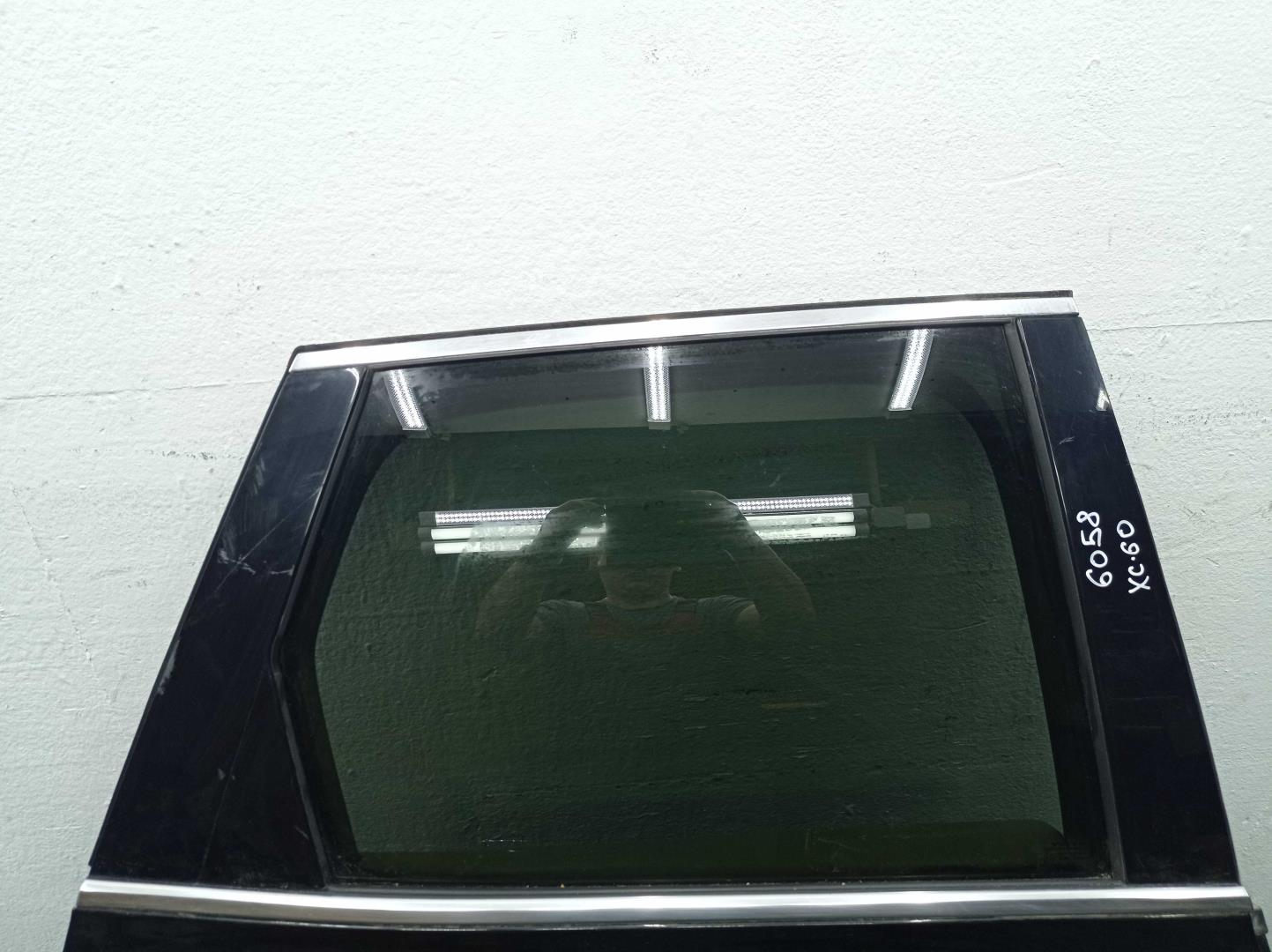 Стеклоподъемник электр. задний правый