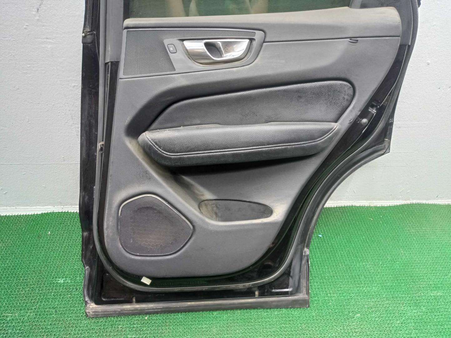 Стеклоподъемник электр. задний правый