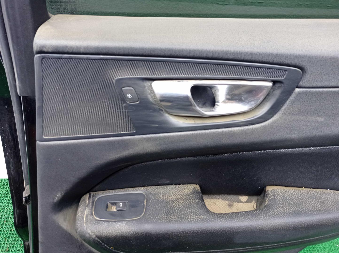 Стеклоподъемник электр. задний правый