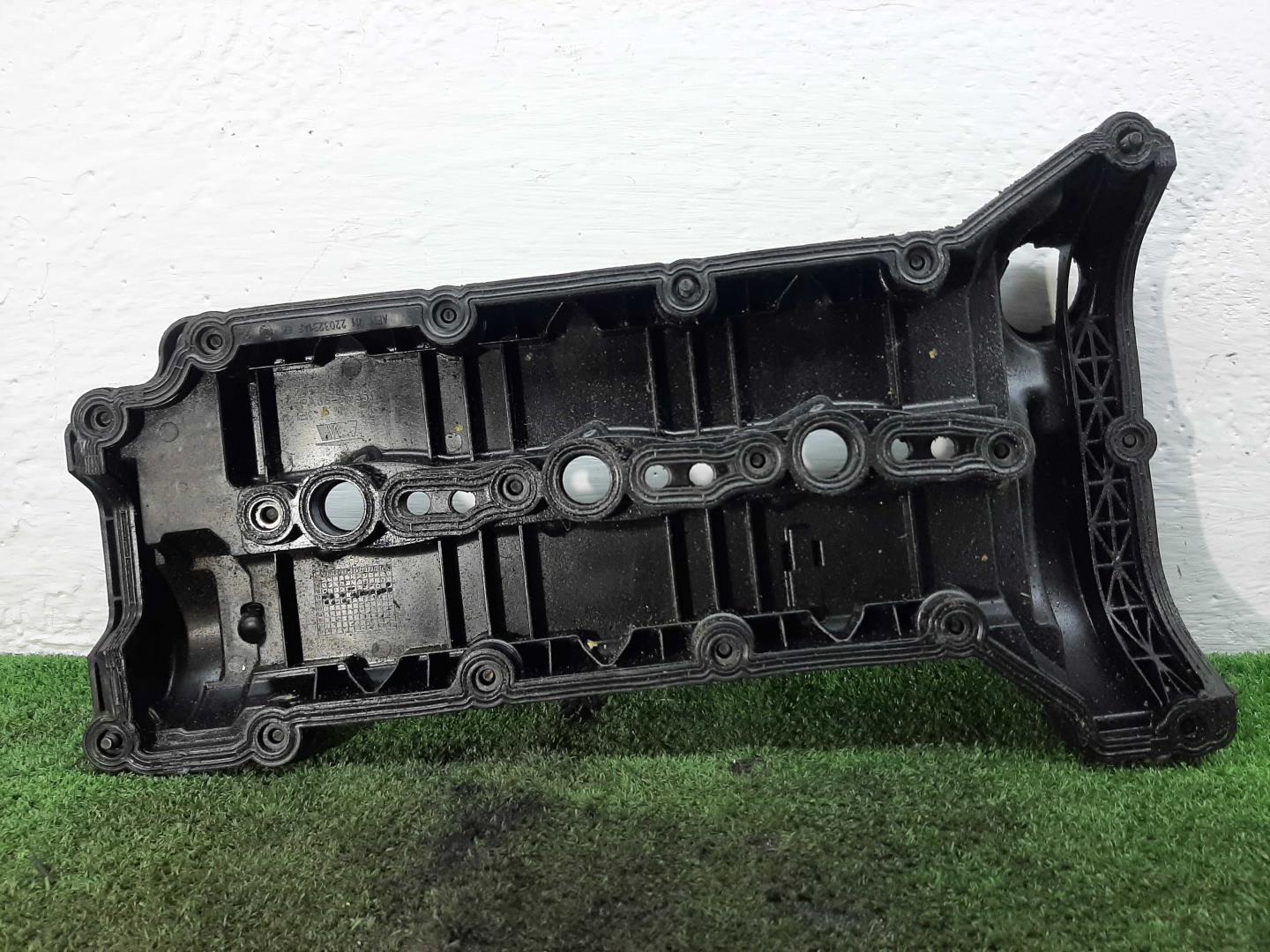 Крышка клапанная ГБЦ