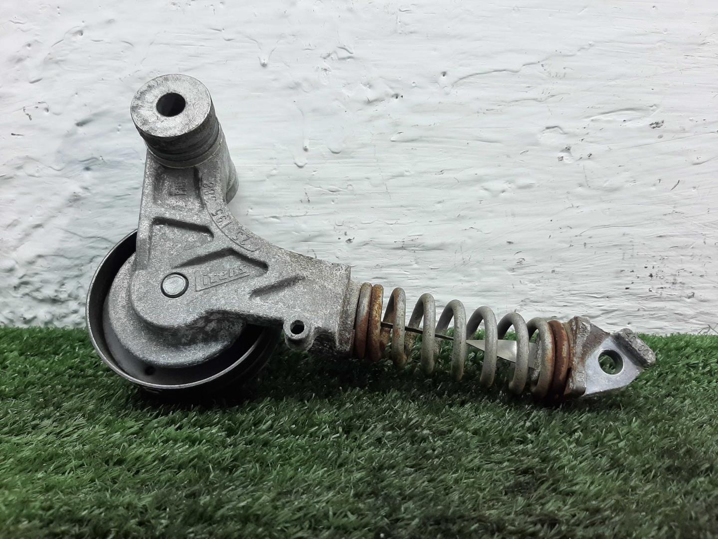 Натяжитель ремня