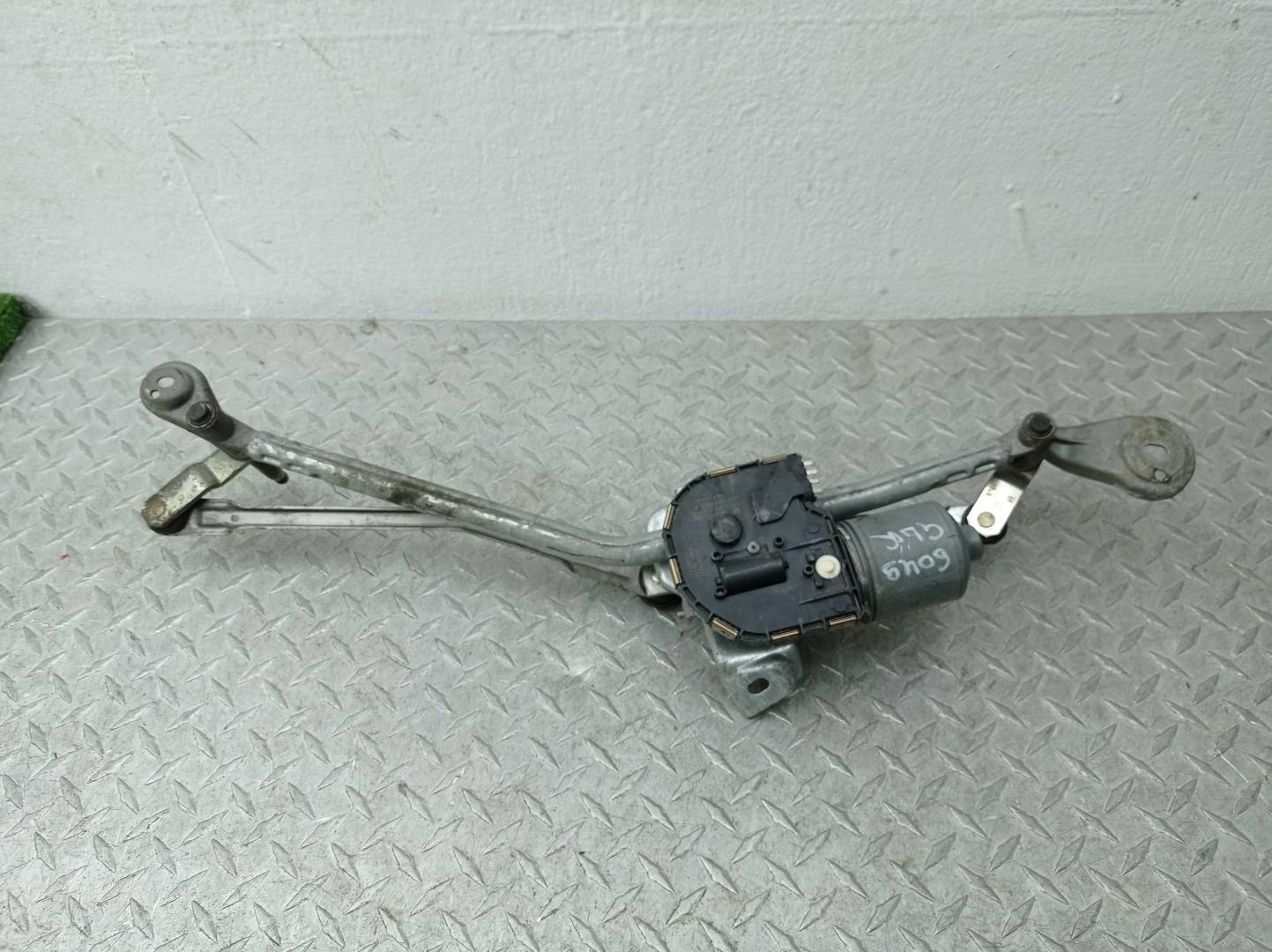 Трапеция стеклоочистителей