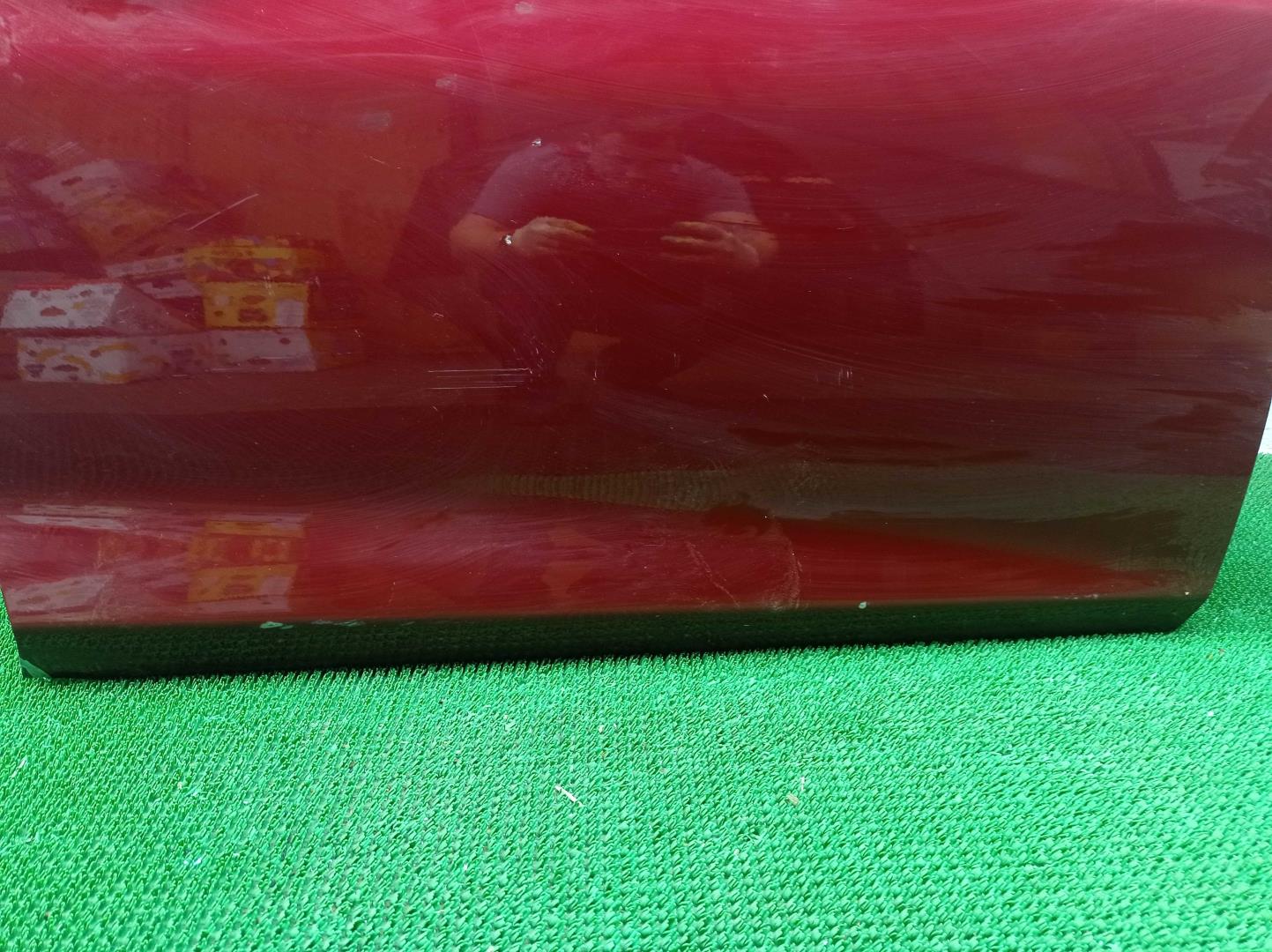 Стекло двери передней правой