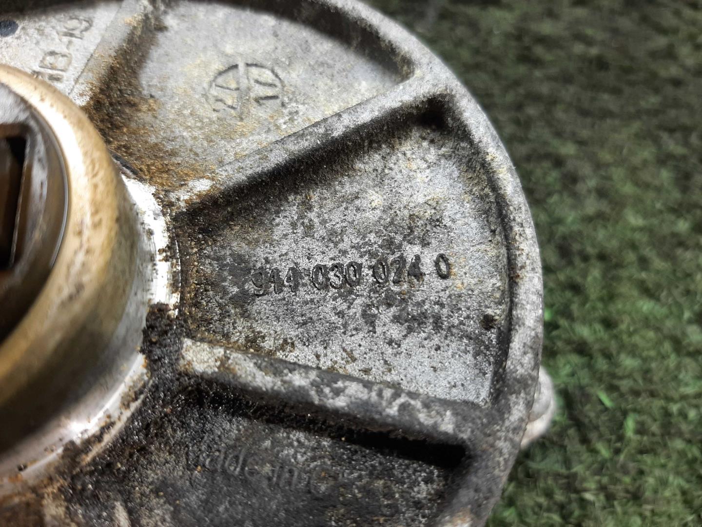 Насос вакуумный