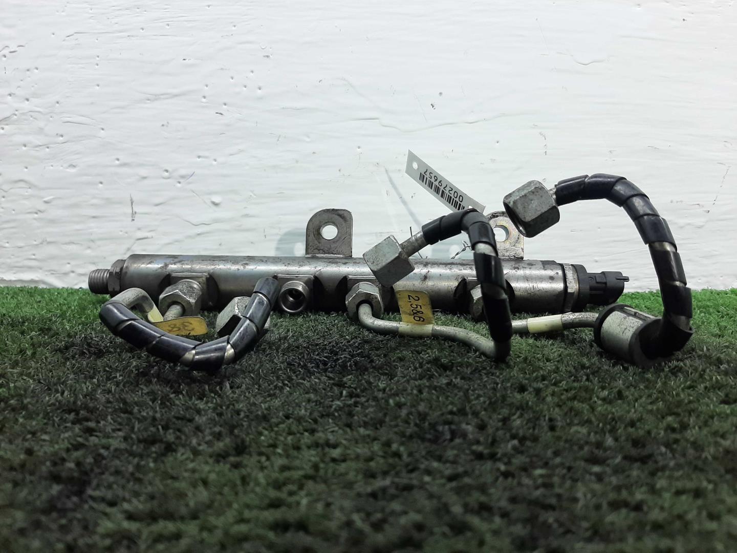 Рейка топливная (рампа)