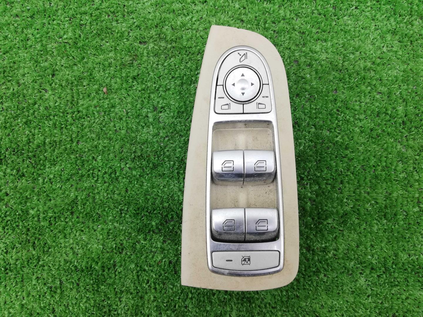 Блок управления стеклоподъемниками