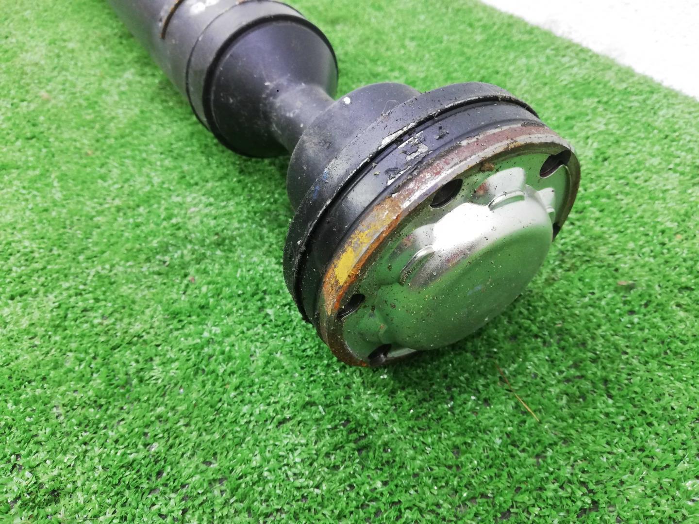 Вал карданный задний