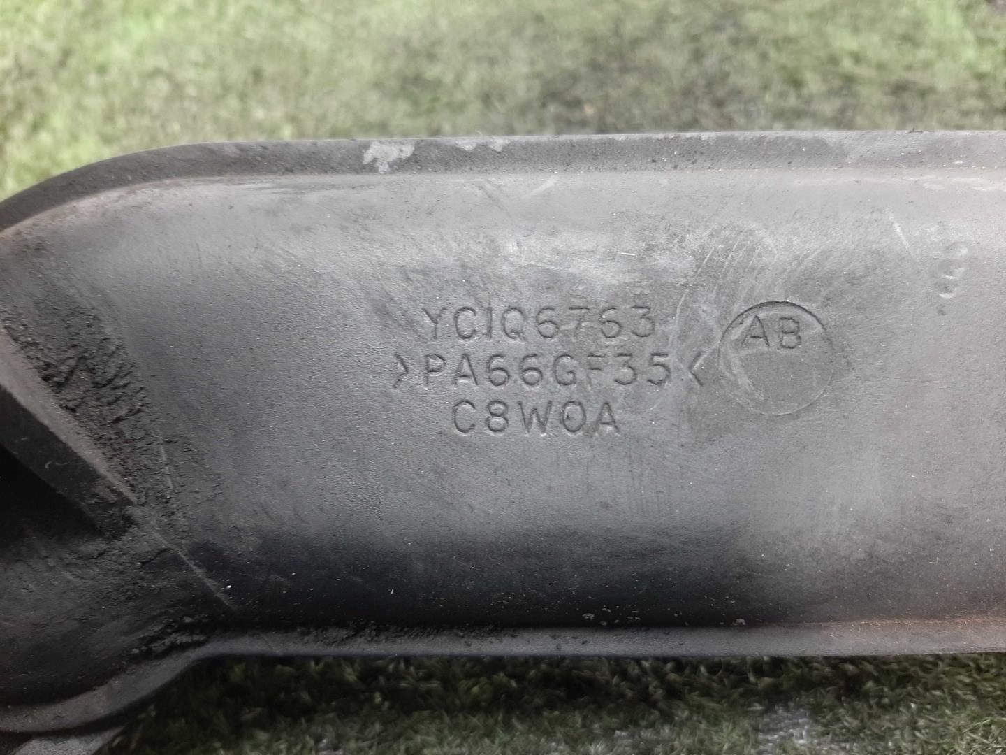 Маслозаливная горловина