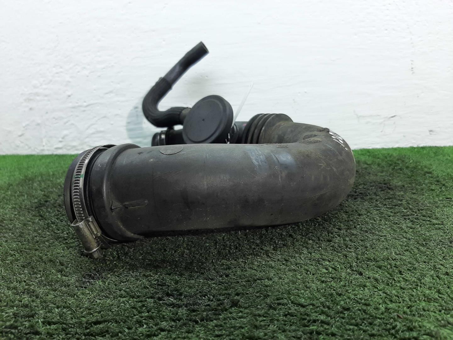 Патрубок интеркулера