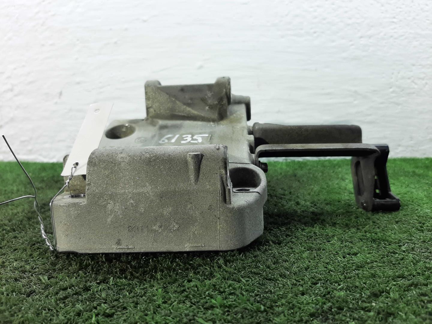 Кронштейн генератора