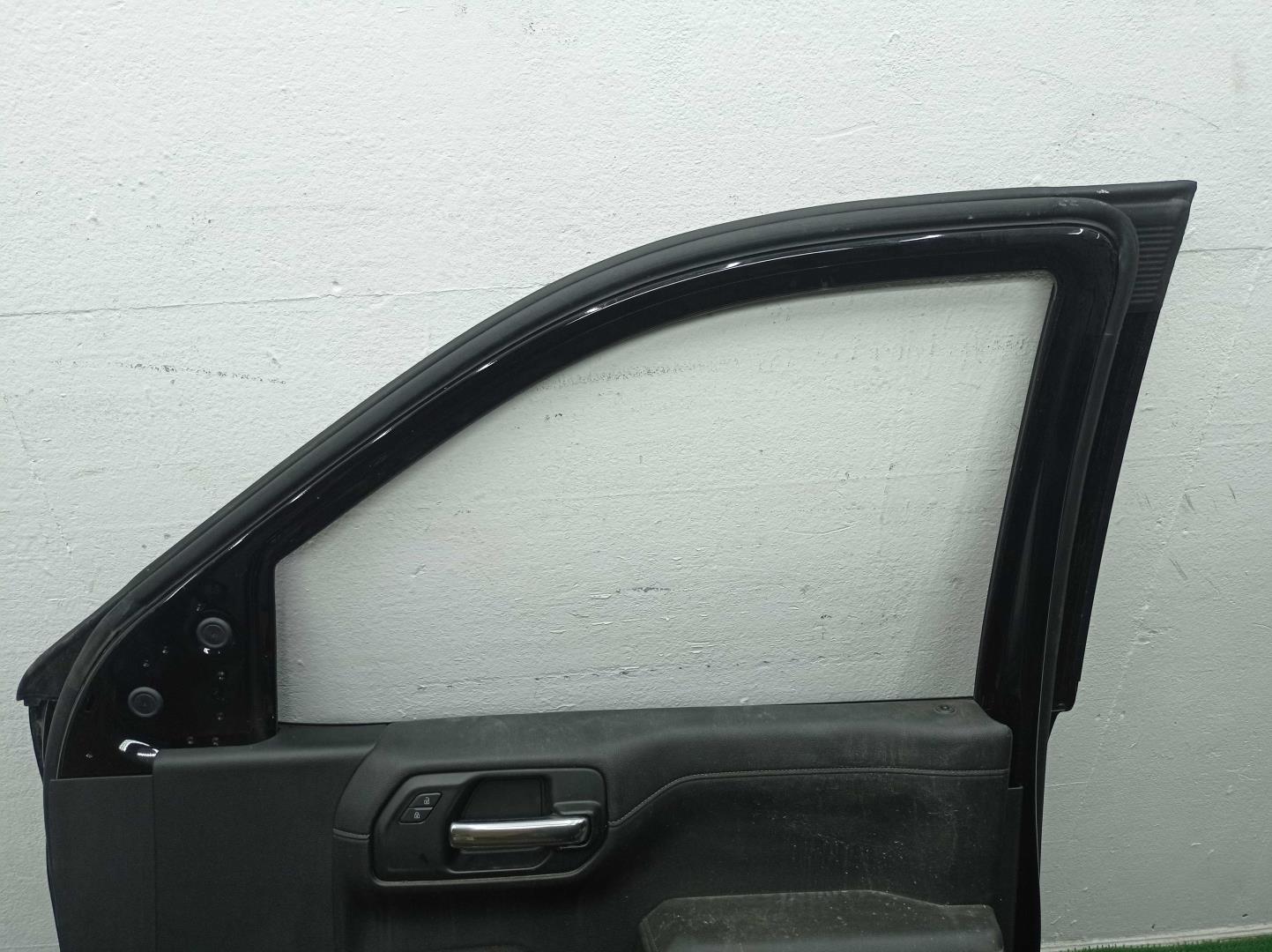 Ручка двери передней наружная правая