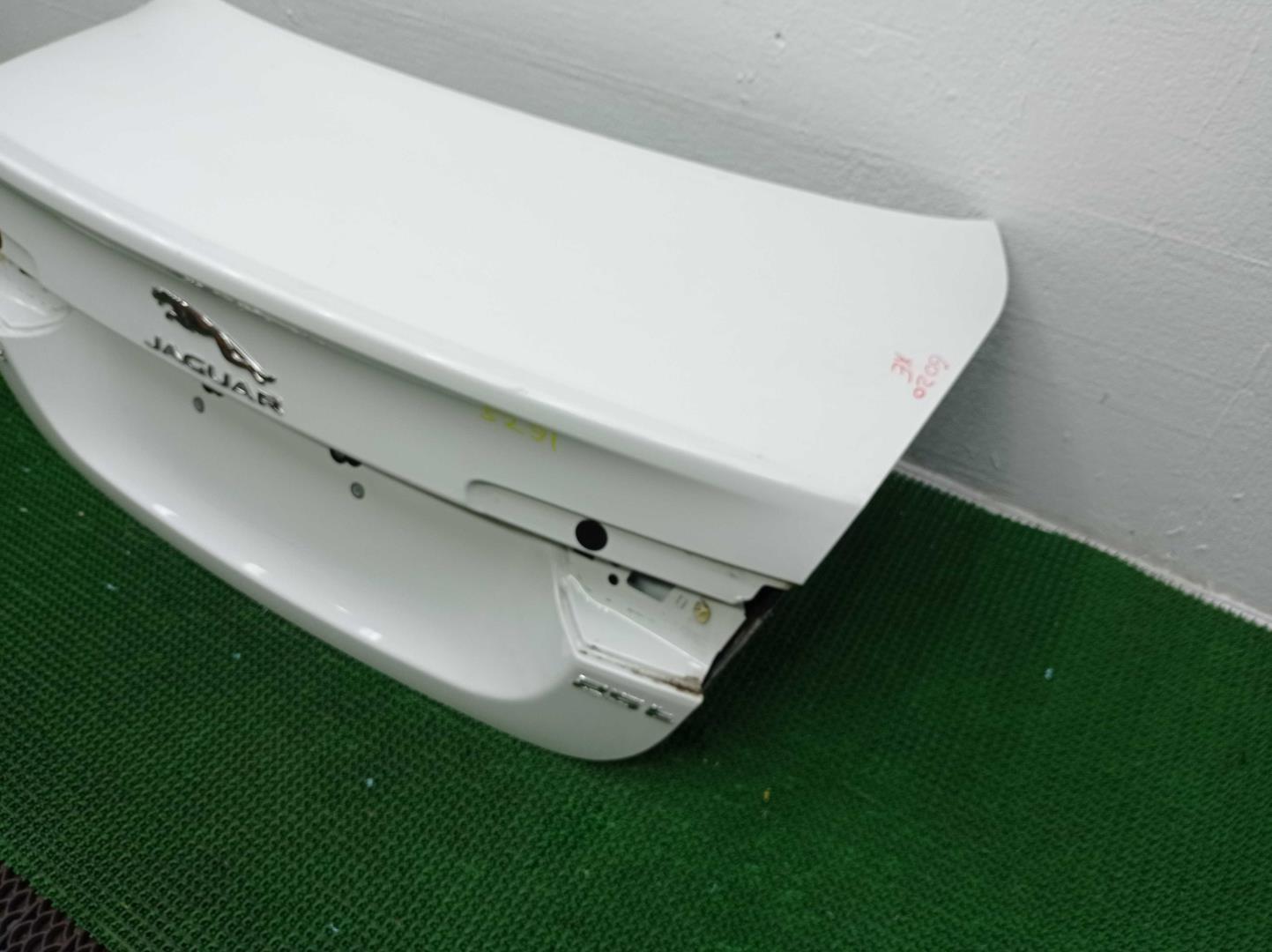 Крышка багажника