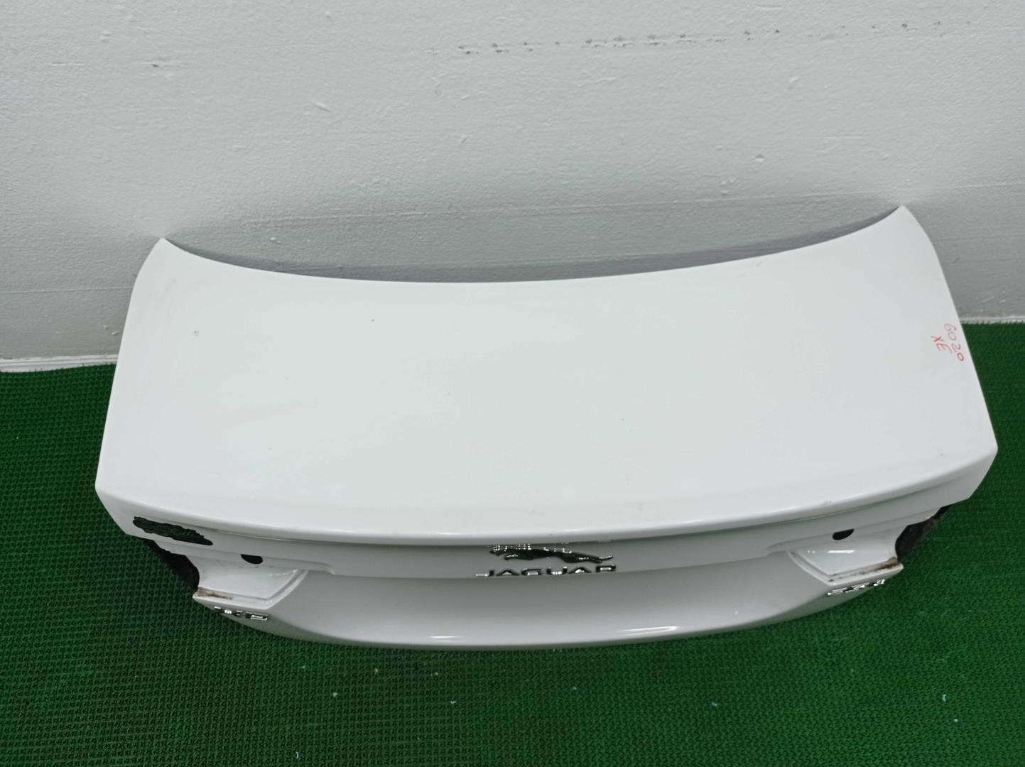 Крышка багажника