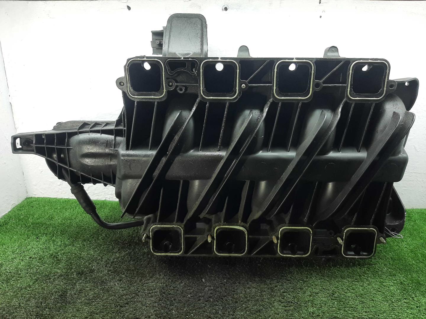 Коллектор впускной