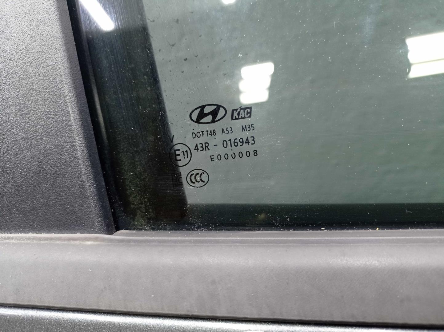 Стеклоподъемник электр. задний правый