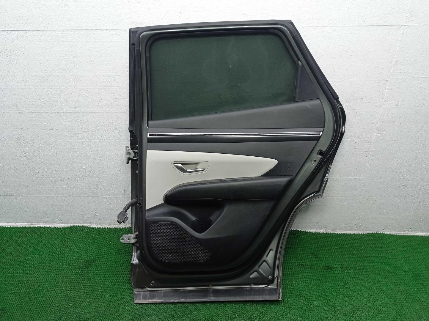 Накладка (кузов наружные)