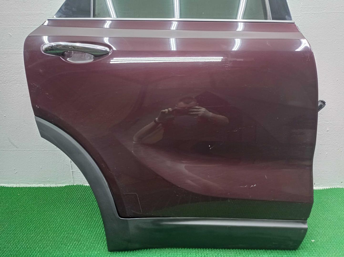 Замок двери задней правой