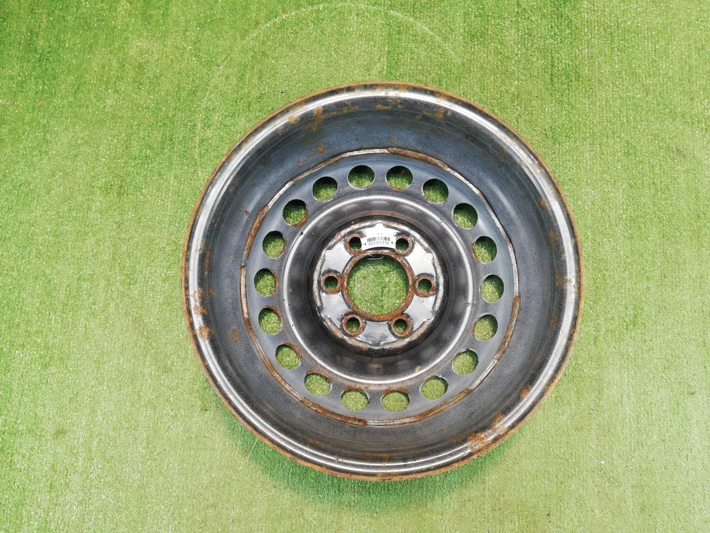 Диск колесный штампованный стальной