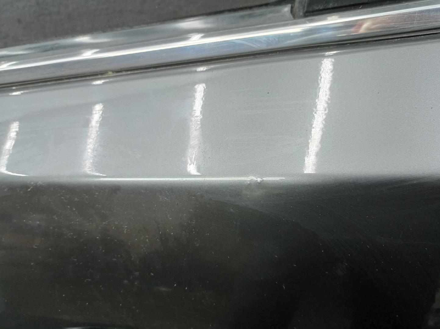 Замок двери передней левой