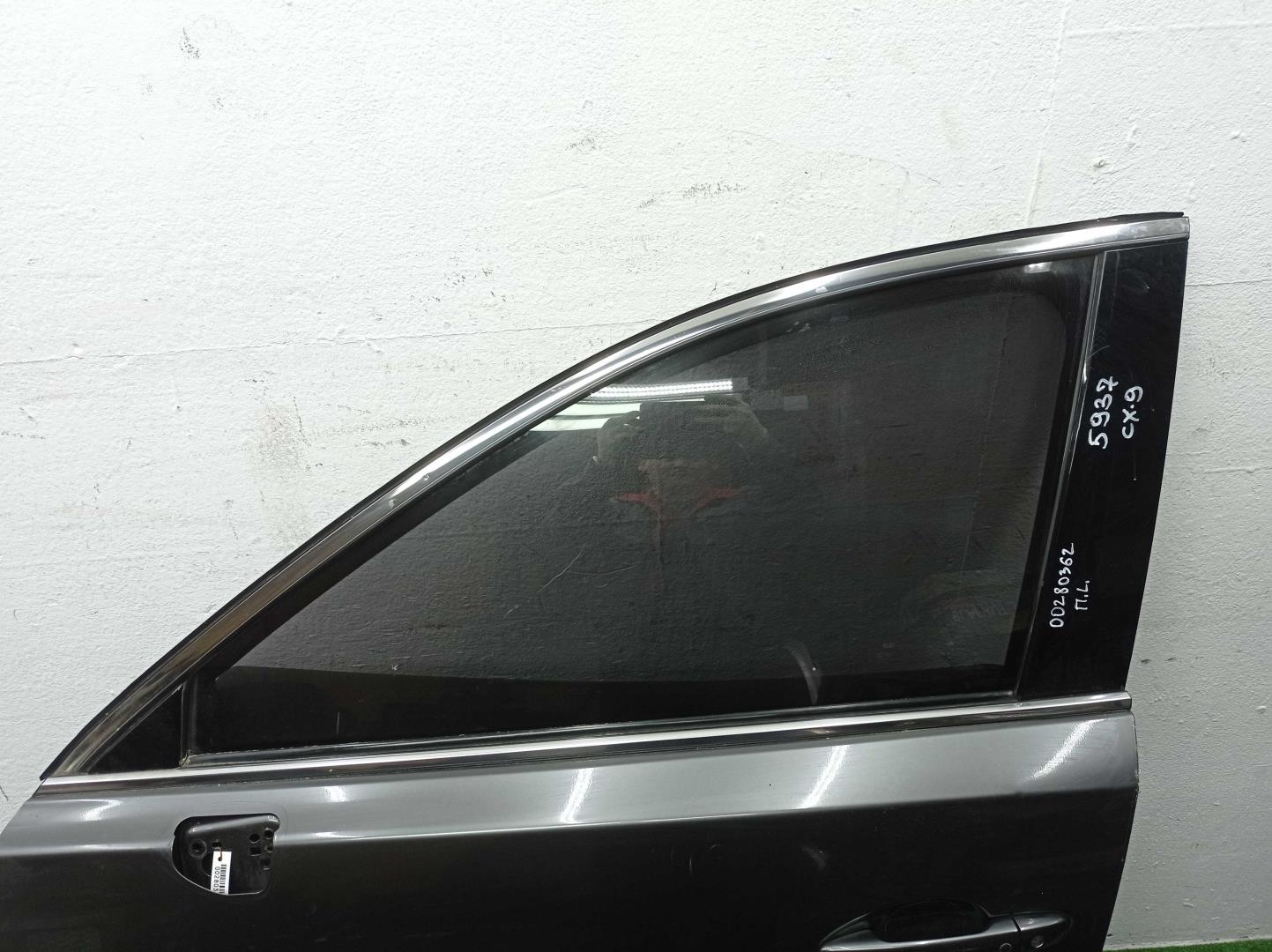 Замок двери передней левой