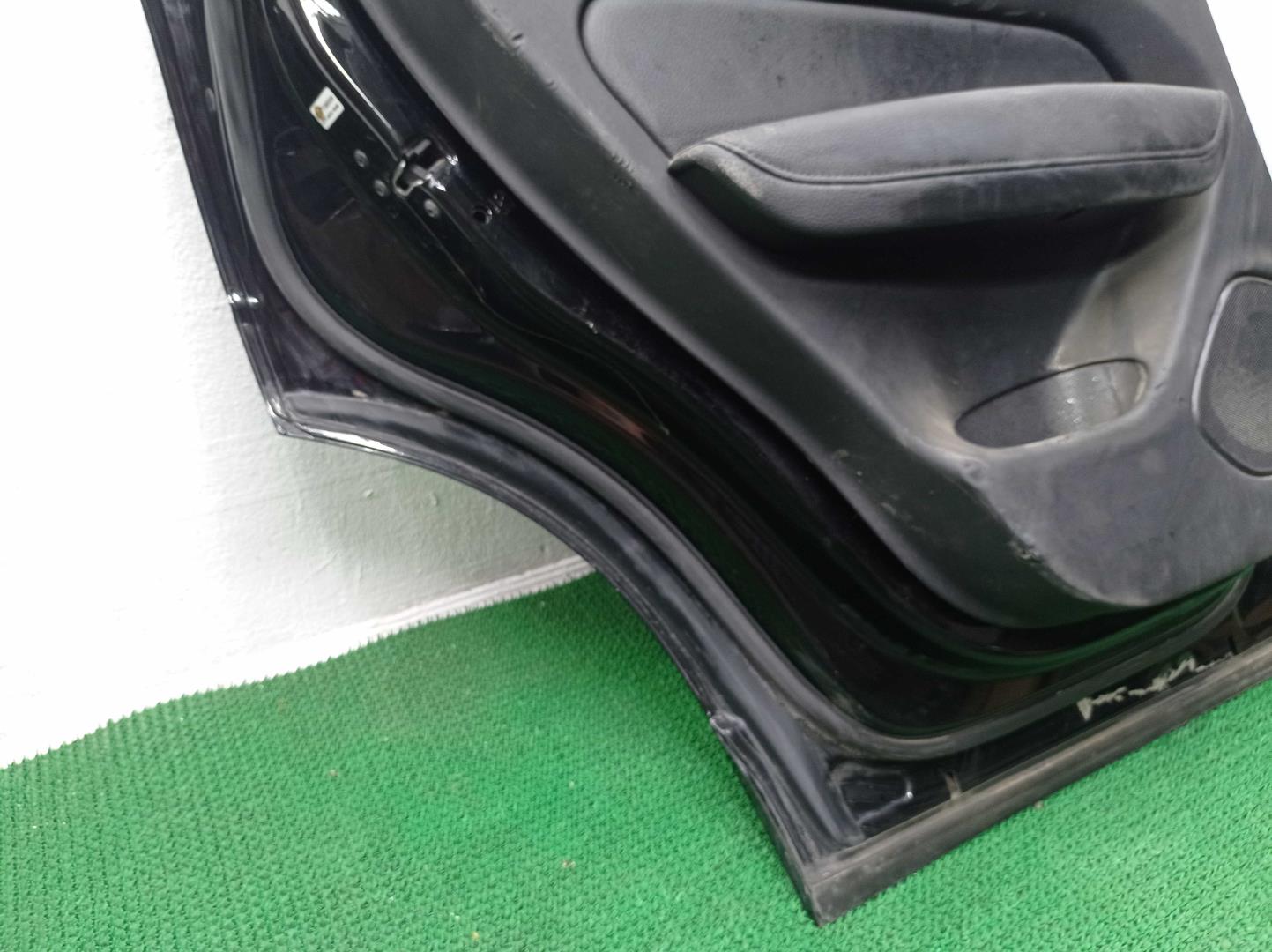 Стеклоподъемник электр. задний левый