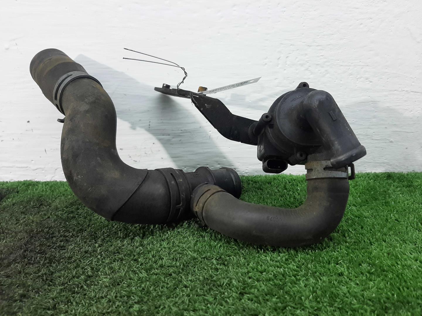 Насос электрический (доп.помпа)